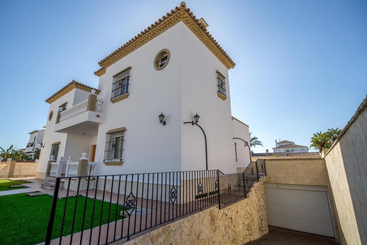 Chalet Adosado Atalaya P Conil De La Frontera Buitenkant foto